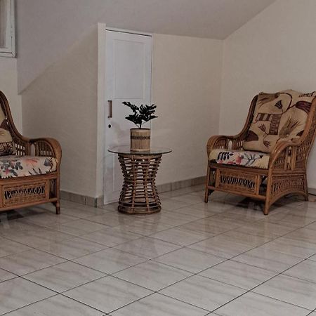 Logement Spacieux Deux Pieces A Baie Mahault Экстерьер фото