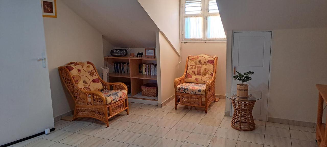 Logement Spacieux Deux Pieces A Baie Mahault Экстерьер фото