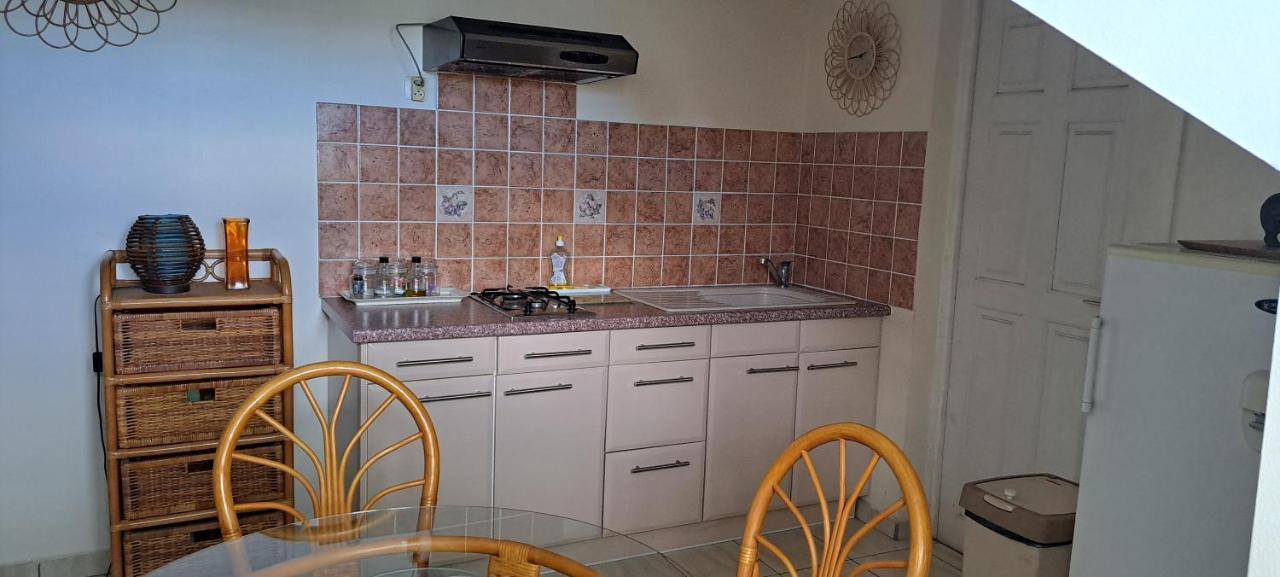 Logement Spacieux Deux Pieces A Baie Mahault Экстерьер фото