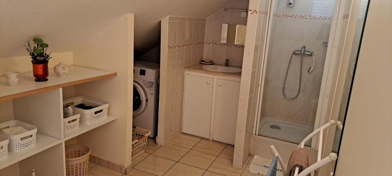 Logement Spacieux Deux Pieces A Baie Mahault Экстерьер фото